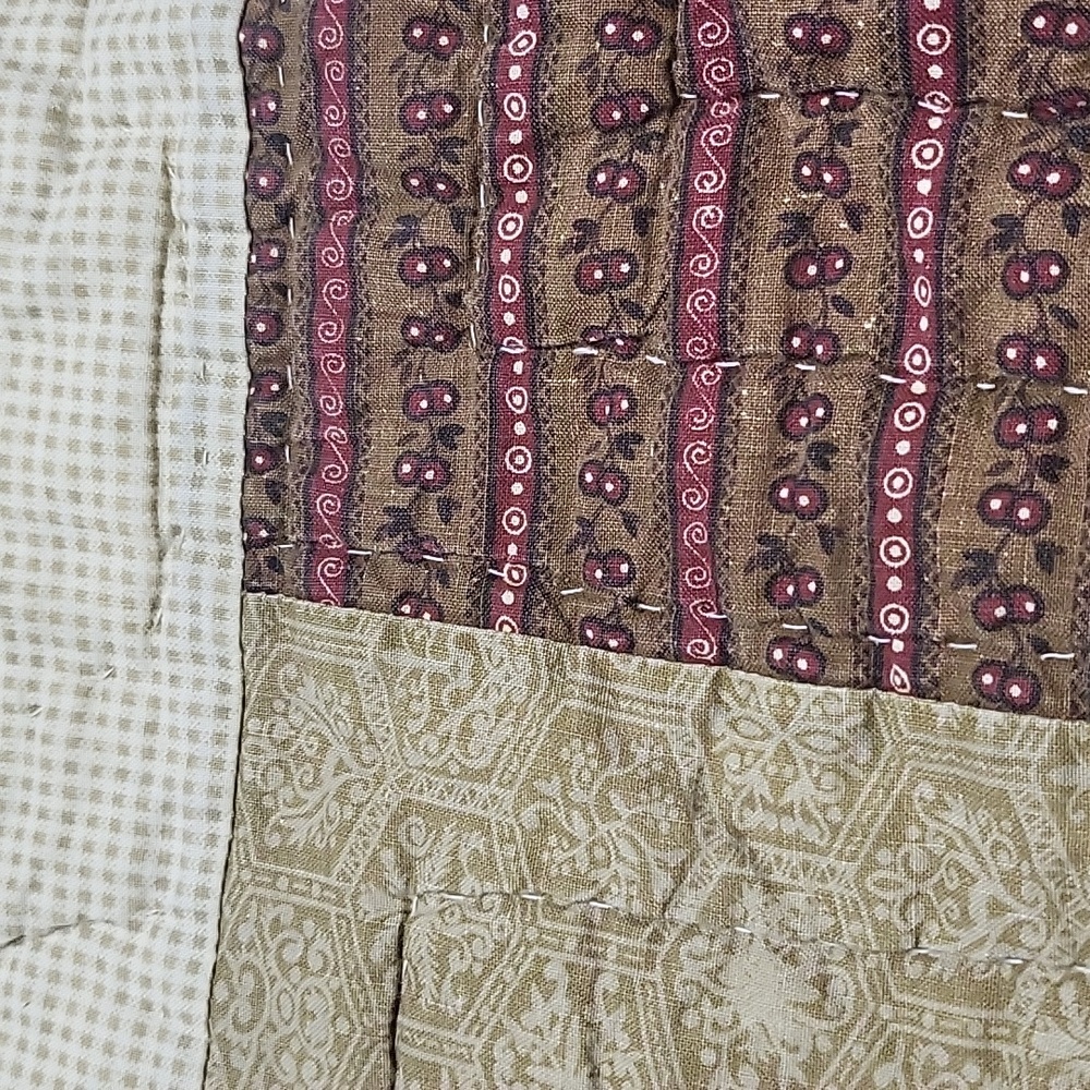 2 homemade quilt shams - Picture 3 of 5